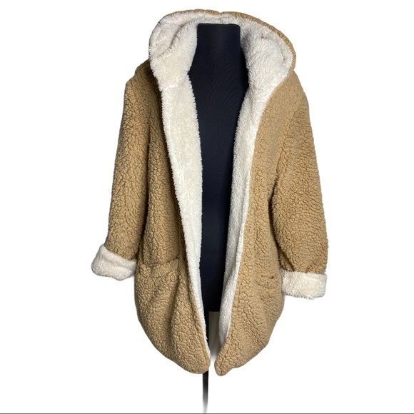 Me Jane Sherpa Open Front Woobie Jacket 
